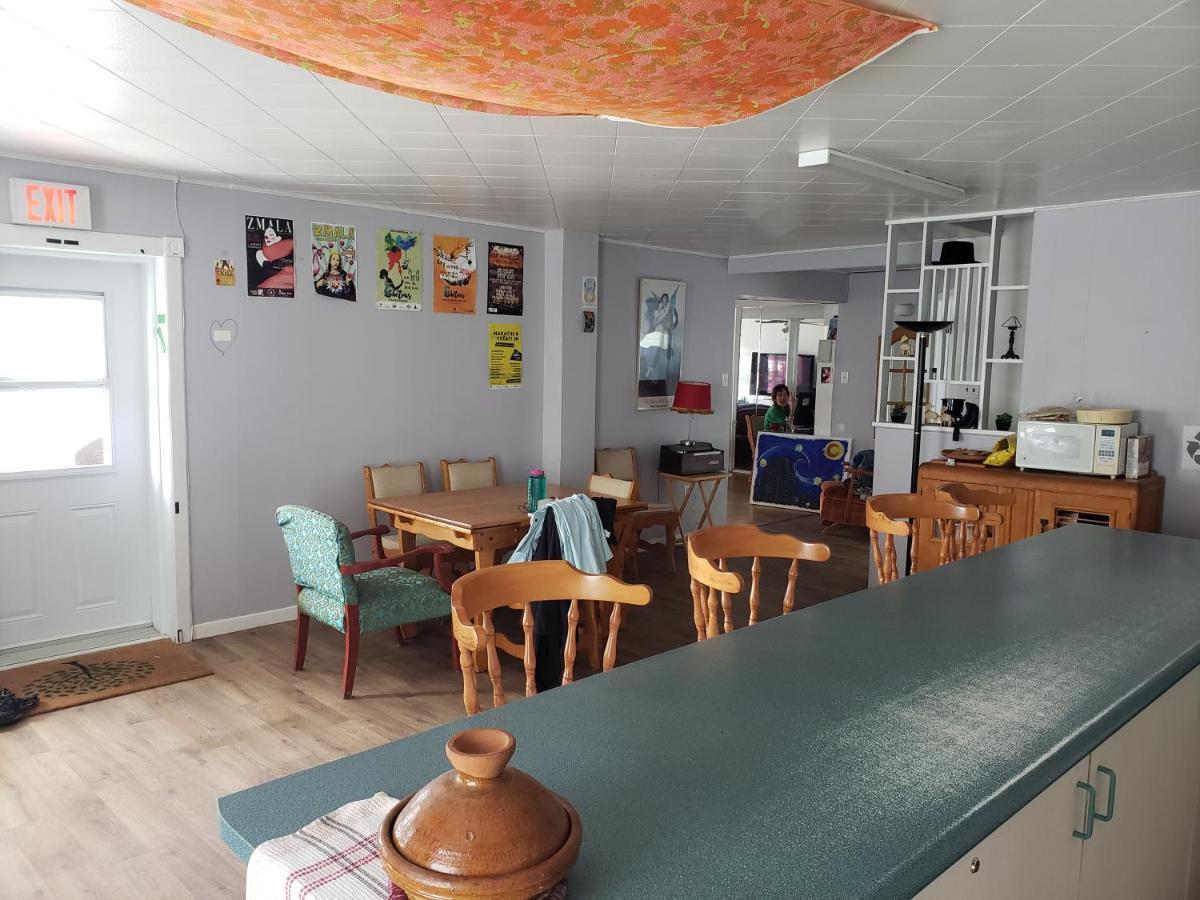 La Joie De Vivre Apartment ทรัวส์-ปิสโตลส์ ภายนอก รูปภาพ